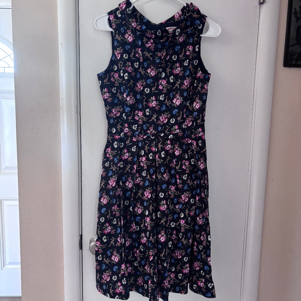 Brooks Brothers (Red Fleece line) floral print dress